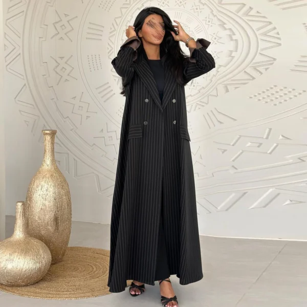 عباية كلاسيك لاين