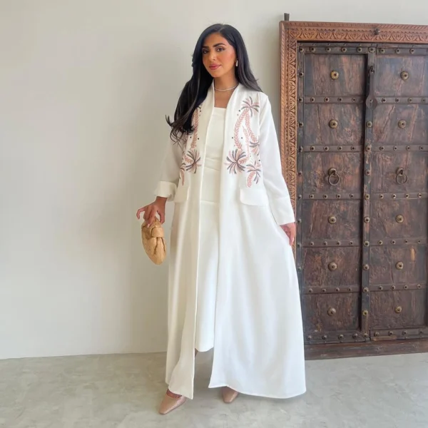 عباية زهرة الأناقة