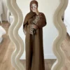 طقم نسيم الخريف باللون البني