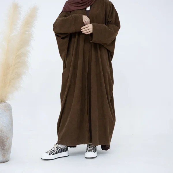عباية كوردروي مفتوحة باللون البني